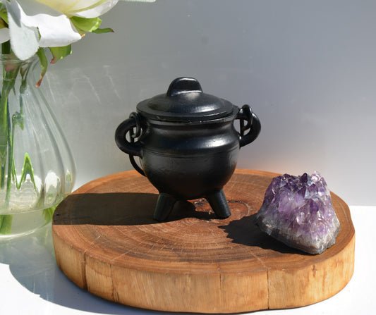 Plain Cast Iron Cauldron