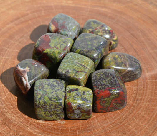 Dragons Blood Tumbles - Cubes